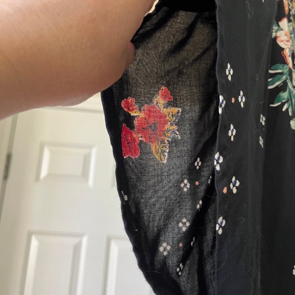 Boho short sleeve kimono style shawl - Picture 6 of 6